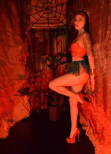 AyshaScott happy halloween 💕😈 사진 3