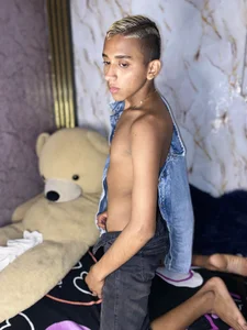alejandro_boyx18 Boy Cute Kuva 3