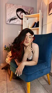 After Hours 💋 od Victoria_Hiills  7 snímek