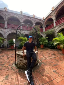 TommyDesirePublic Bild 7