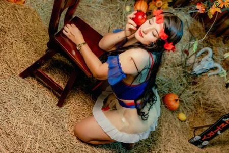 Emelyross_ HAPPY HALLOWEN 🔥 صورة واحدة|Emelyross_ HAPPY HALLOWEN 🔥 صورتان|Emelyross_ HAPPY HALLOWEN 🔥  3 صور|Emelyross_ HAPPY HALLOWEN 🔥  3 صورة