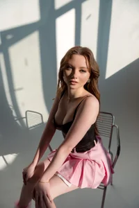 KeiraAstiのglamourの 9枚の写真