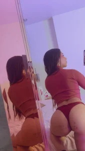 harley_cutee Do you like my ass?💜😺 Pic