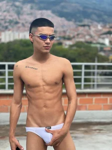 kael_veylor01 A Sunny Day with Me 🥵🌄 Hình 3