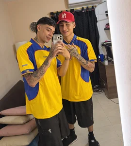Sexy boys Nicolás and James od naksustargirl_  3 snímek