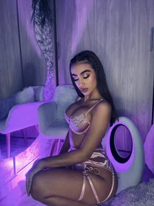 DannaCruz Your princess🩷 Pic 2