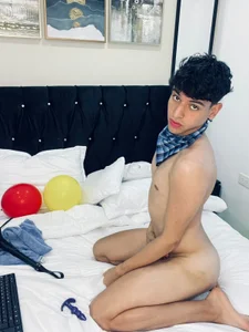 Zdjęcia TemptationLatino Lahyonel:  4