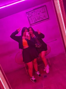 Lilith_and_Khloe Public Pic