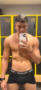 Your favourite gym guy💪🔥 od Luca_Valencia  2 snímek