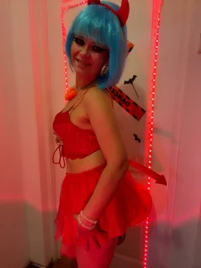 Sweeteest_Julie Halloween Bilde 3