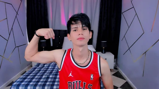 Tayson_RiversのTAYSON RELAXINGの 5枚の写真