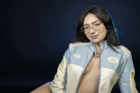 EmilyTurneer Cool girl зображення 5