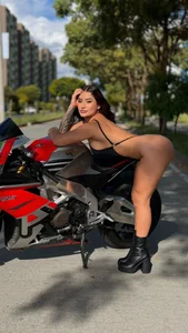 Saskia_litt Speed Queen👑 Immagine  3