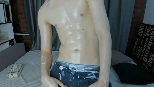 Arrogant_Eli: my sexy boy ( 2 фото)