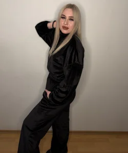 MuoiBream's XXX Nude Photo 3