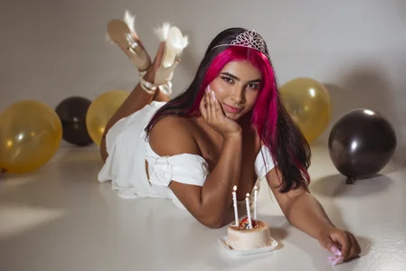 AliiceBrown_ My 23rd birthday! 🥳💋 Pic 3