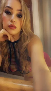 electra_gold My Sexy Side Pic