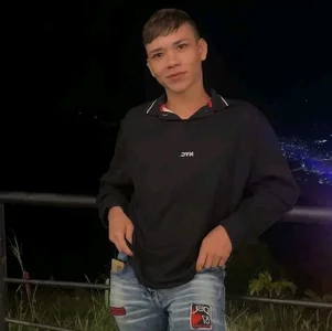 nathanclay Public Billede