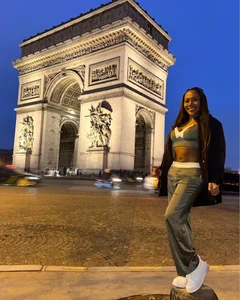 PilarBigCockxxx paris 사진