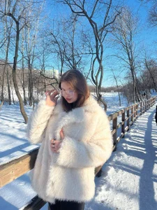 Lily__Moon_ Public Foto 4