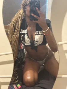 callmebbydior: Public ( 4 фото)