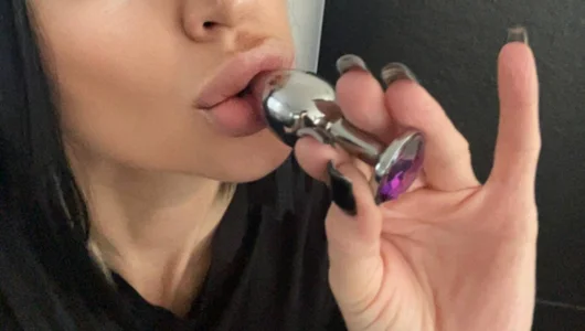 Black_Nikacat My Plug صورة واحدة|Black_Nikacat My Plug صورتان|Black_Nikacat My Plug  3 صور|Black_Nikacat My Plug  3 صورة