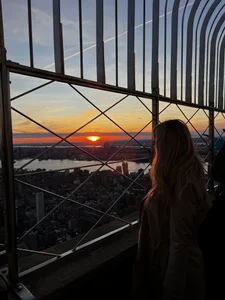 KylieeV NYC Diaries🗽 Pic 3