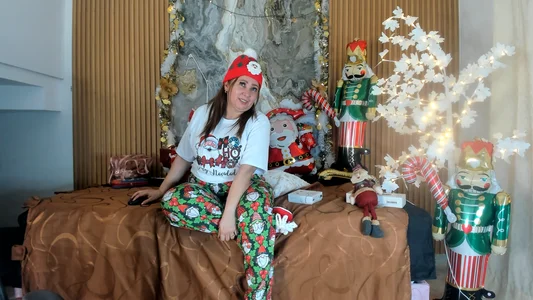 Danna_topless: Feliz navidad ( 8 фото)