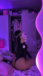 Andrea_flow 🖤💜 Pic 4