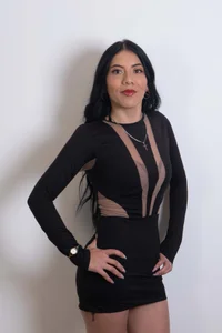 Abril_Fox__ Public 사진