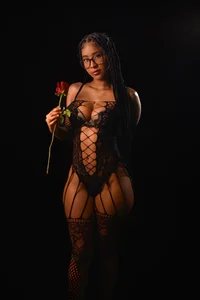 Elizabetth_Roman: sensual and cute 🌹 ( 3 фото)