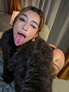 Me 🍾 de ConnieDeep  2 photos