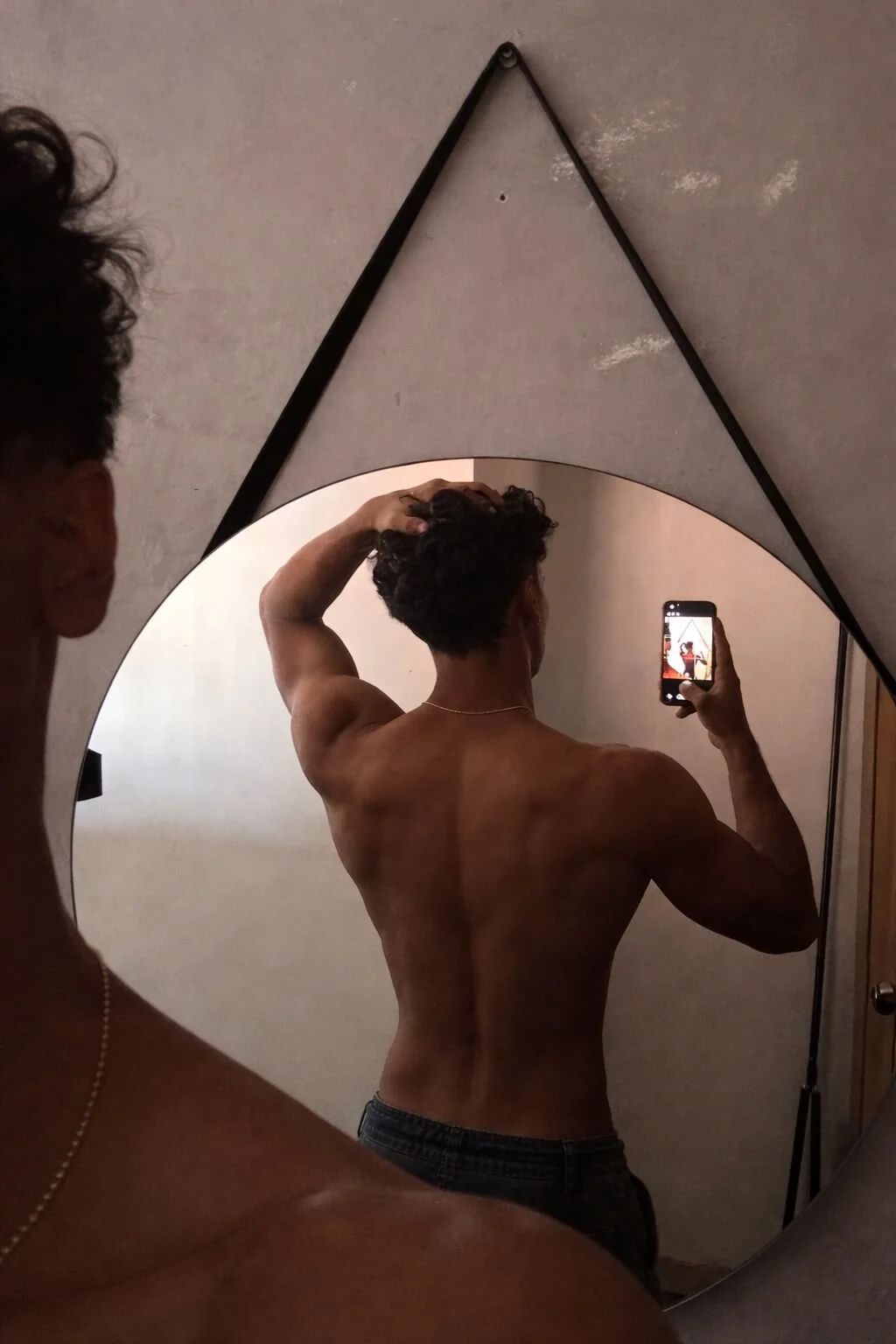 Трендове зображення  8827 AdamCarterr