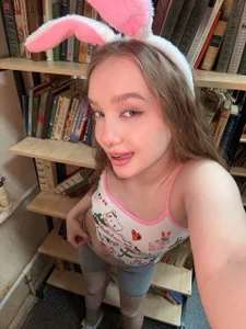 bambi_lu little Easter bunny🥕 Pic 8