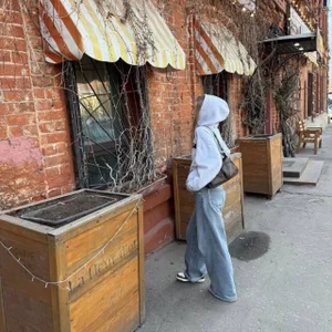 Between_Eeys Public รูป 