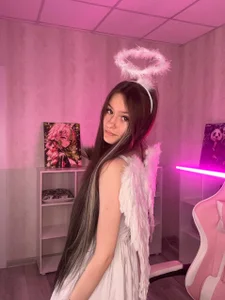 Golden__Whisper I'm an angel Poză 2