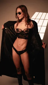 elagant girl de SofiaRios04  2 photos