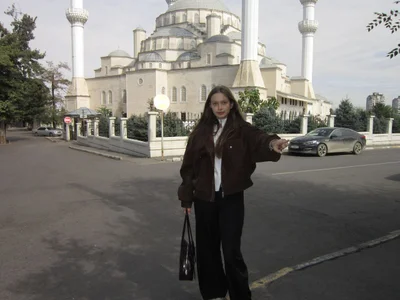 CharlynDini: A little me at walk ( 2 фото)