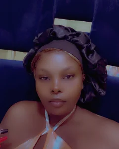 Bellah-Noire Public Pic