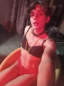 JuicyRadi Public Pic 4