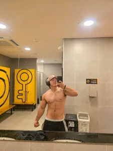 Horny_nick18 My sexy body Immagine  2