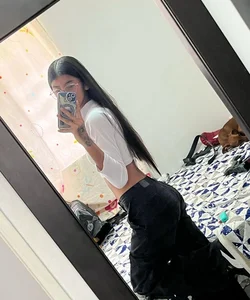 Zdjęcia ambarskinnylady sexy time:  3
