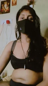 Anshu_Agarwal Sexy look Immagine  6