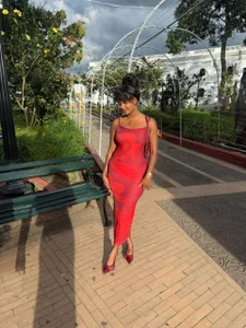 Daphnewalker__a casual outing Bild