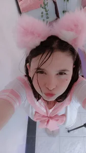 Nicky_Bonn18 Public Pic 4