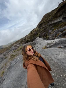 Katalina_Evansのnew landscapes 🫦⛰️🏔️の 8枚の写真