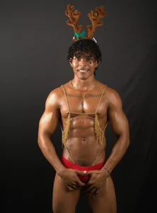 Gregorii_adams sexy reindeer Poză