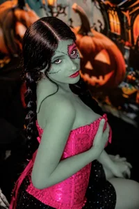 tatianacrow Z O M B I F I E D 🧟‍♀️ รูป  4