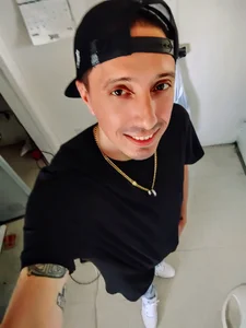 TuzdayG Just me Poză 7