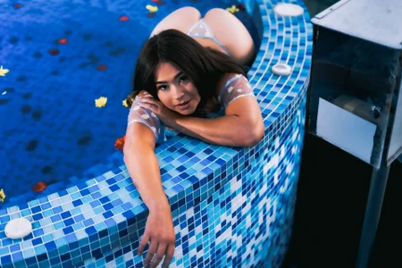 J acuzzi relaxation day ☀🌻💦 od SofieReyes  3 snímek